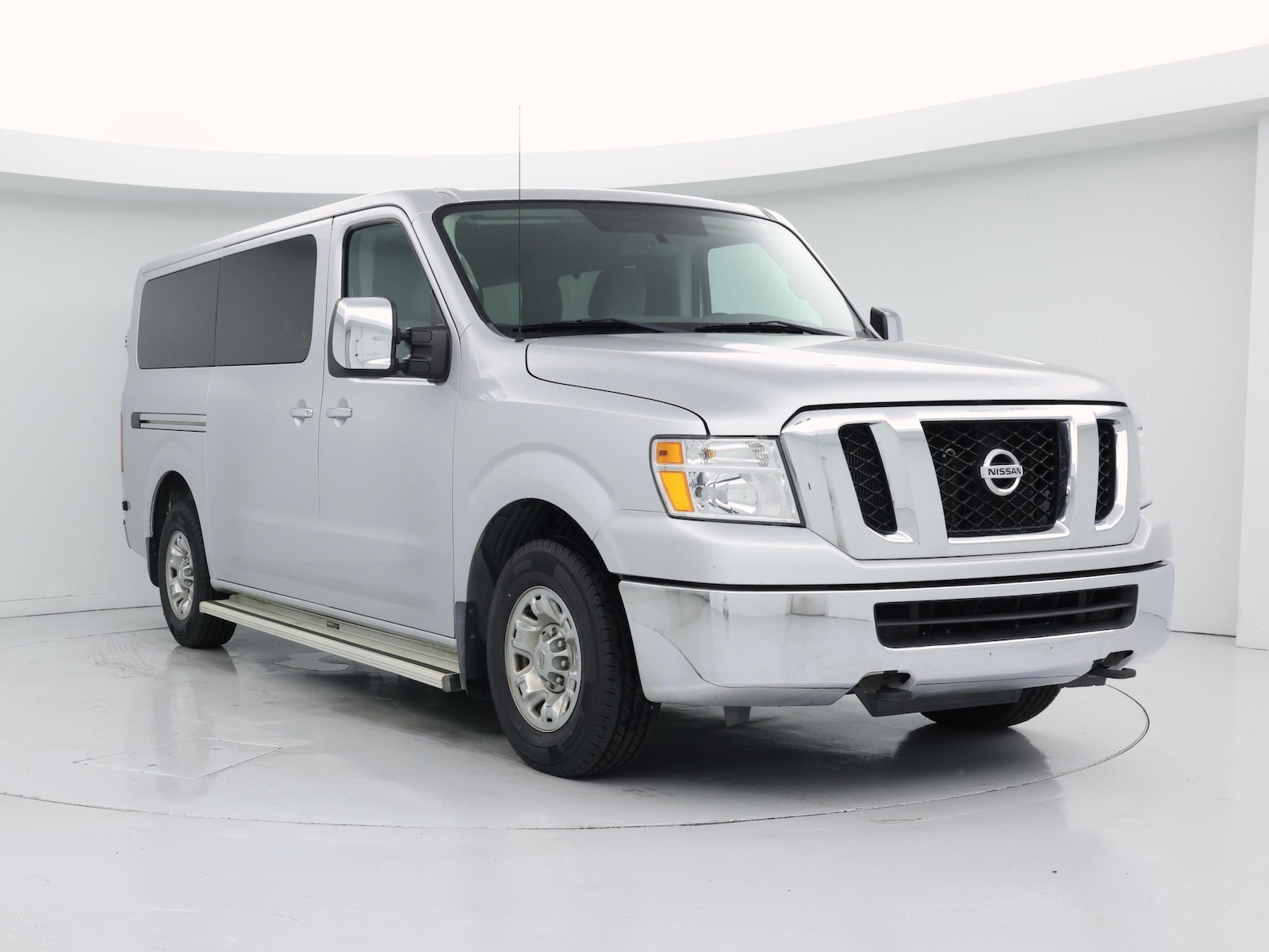 nissan nv passenger 2017 5BZAF0AA9HN850850 image nissan nv passenger 2017 5BZAF0AA9HN850850 image